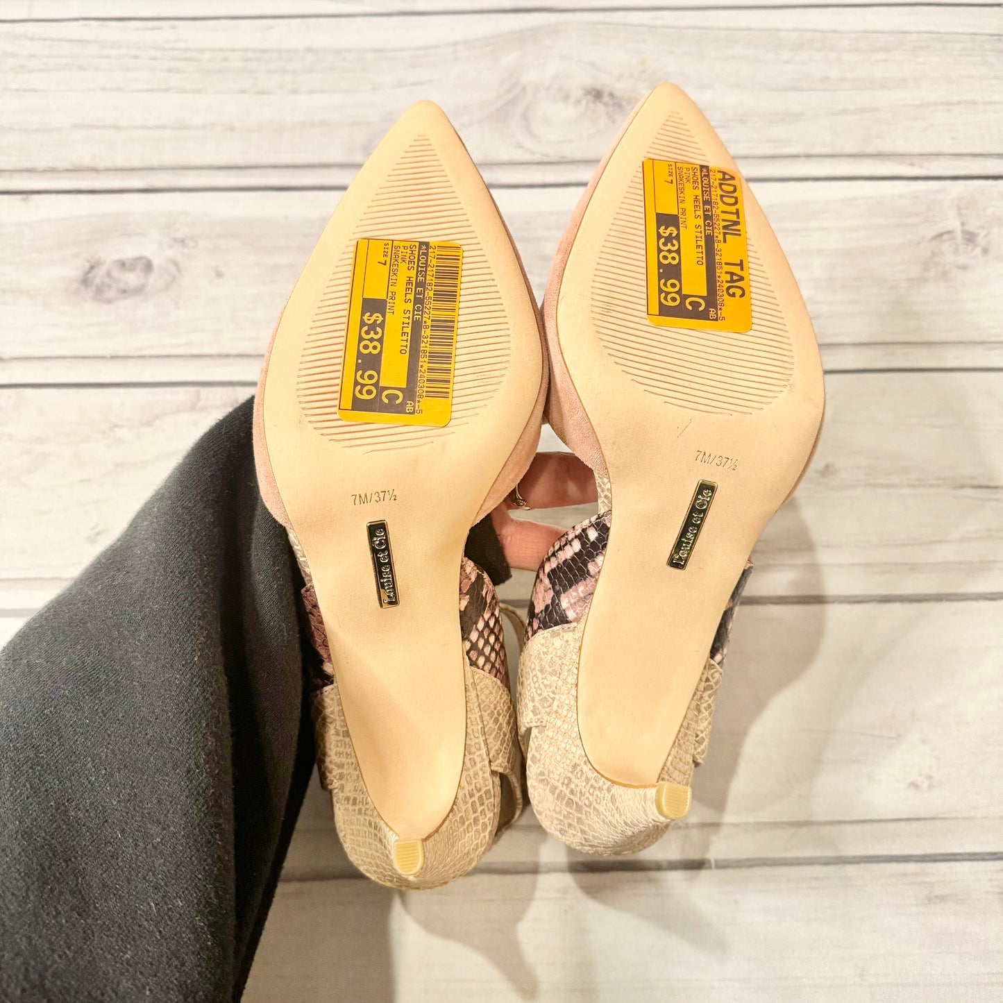 Shoes Heels Stiletto By Louise Et Cie  Size: 7