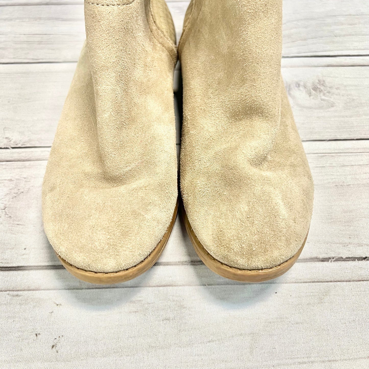 Boots Ankle Flats By Toms  Size: 5