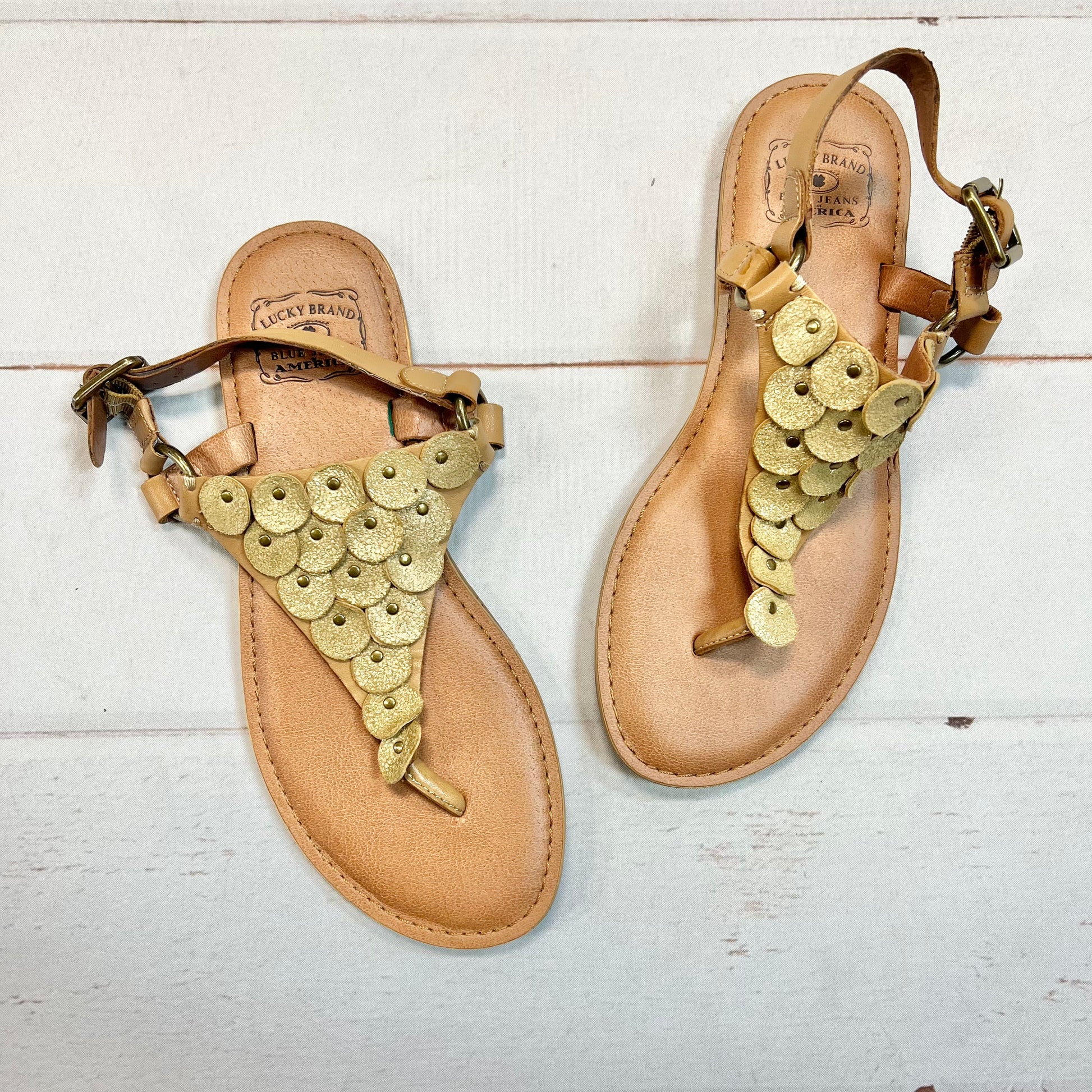 lucky brand flip flops